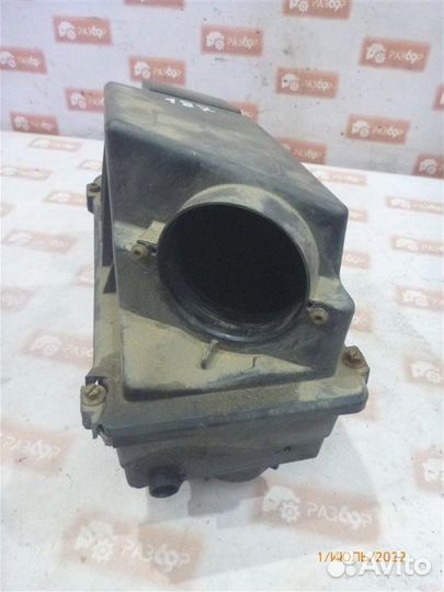 Корпус воздушного фильтра Ford Focus DFW 2.0 2000