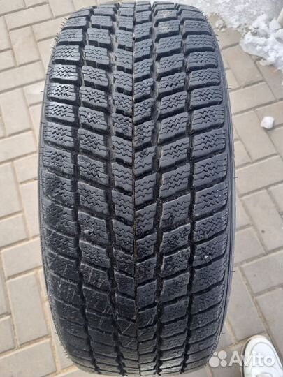 Roadstone N9000 225/55 R18