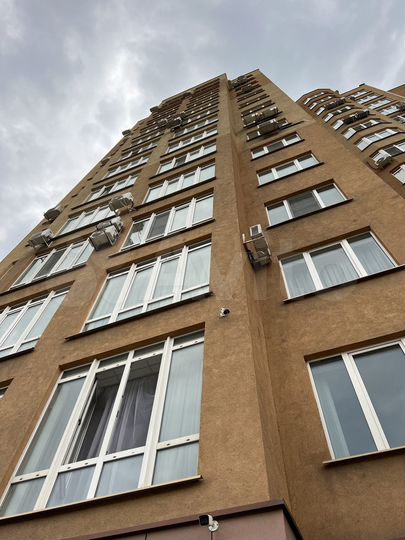 4-к. квартира, 129 м², 14/14 эт.