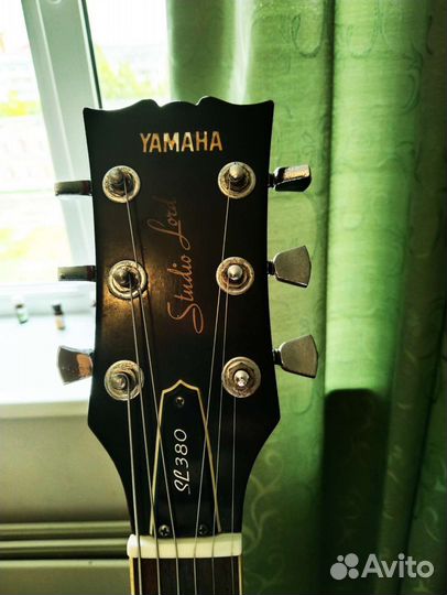 Электрогитара