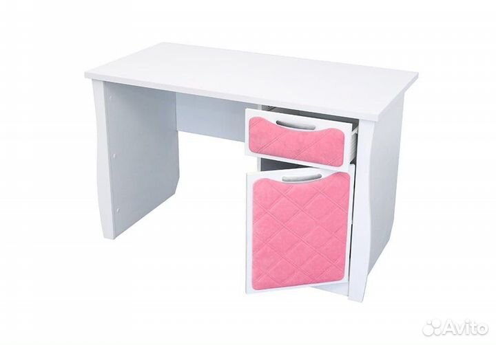 Детская кровать принцесса. Комод, шкаф, пуфик