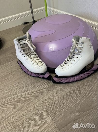 Фигурные коньки risport 205