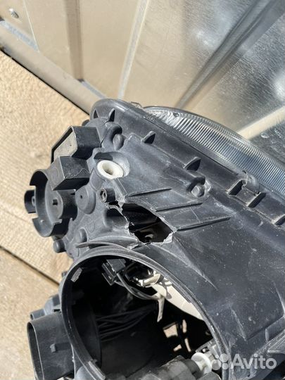 Фара левая Skoda Yeti 2014