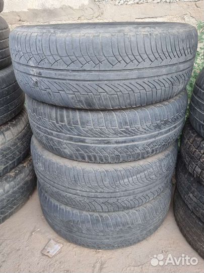 Michelin Latitude Diamaris 215/65 R16