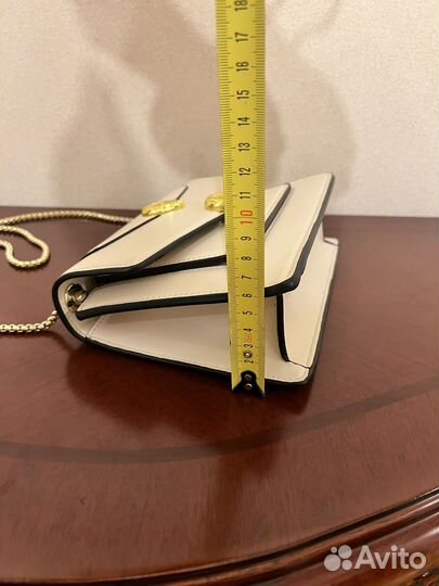 Сумка в стиле Bvlgari