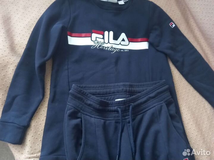 Спортивный костюм женский