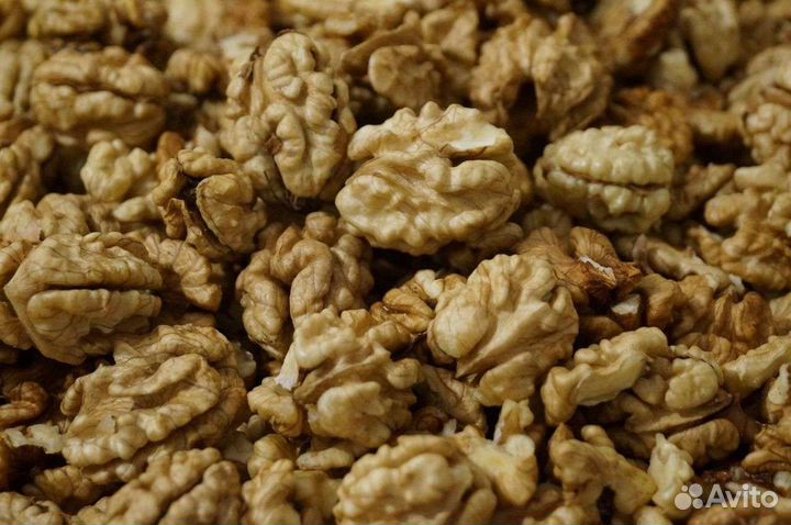 Орех грецкий