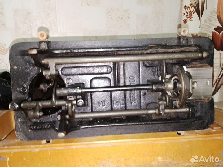 Швейная машина Подольск ручная