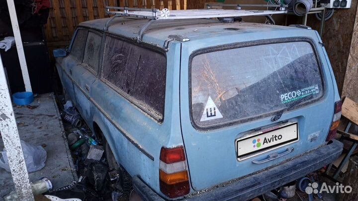 Volvo 240, 1983