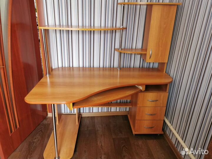 Компьютерный стол бу