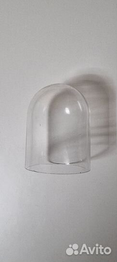 Стеклянная колба и подставка