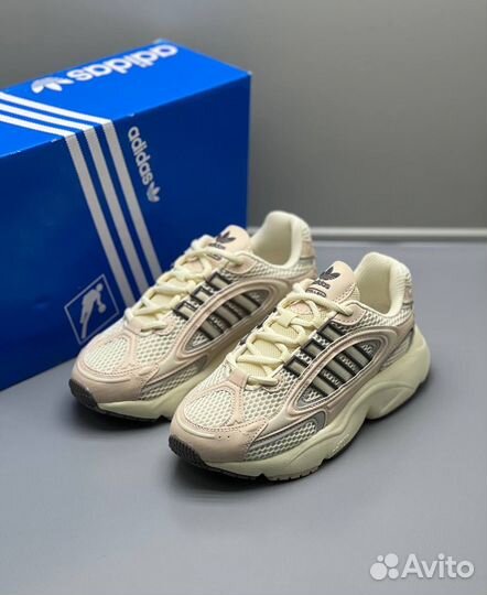 Кроссовки женские Adidas ozmillen