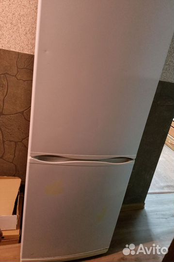 Холодильник