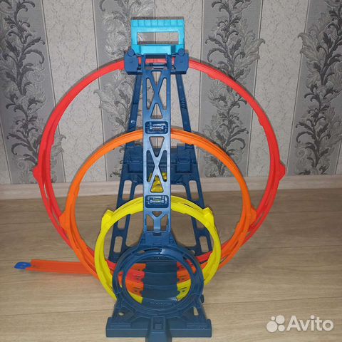Hot wheels track builder