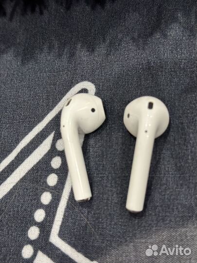 Airpods 2 без кейса