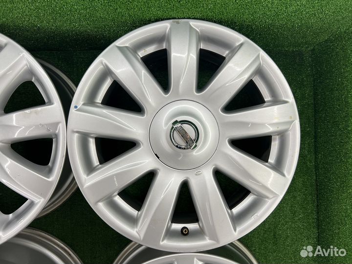 R17 Nissan оригинал 5x114.3 7JJ ET+45 цо66,1мм