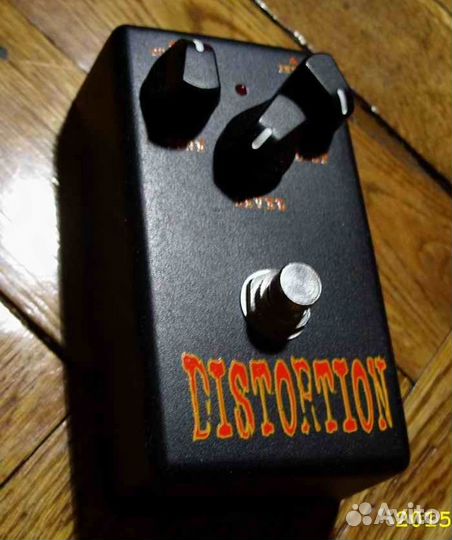 Педаль Belcat Distortion DST-301