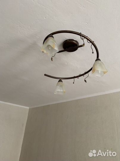 Светильник потолочный