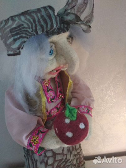 Интерьерная кукла ручной работы Баба Яга