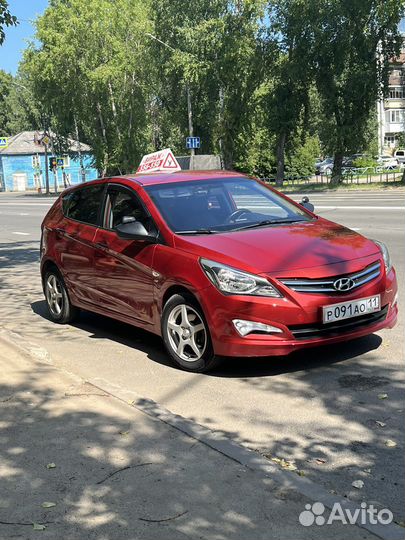 Инструктор по вождению