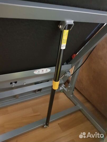 Беговая дорожка электрическая