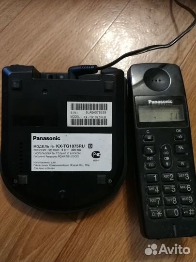 Продаю стационарный переносной телефон Panasonic