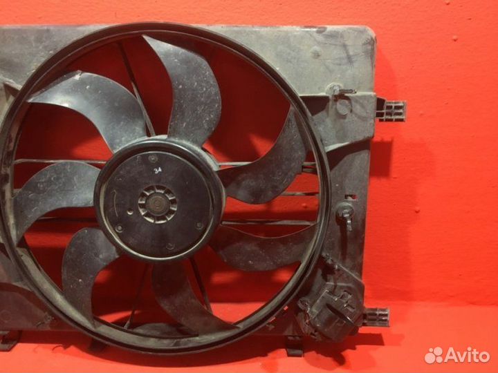 Вентилятор радиатора Opel Astra J A16XER 1.6