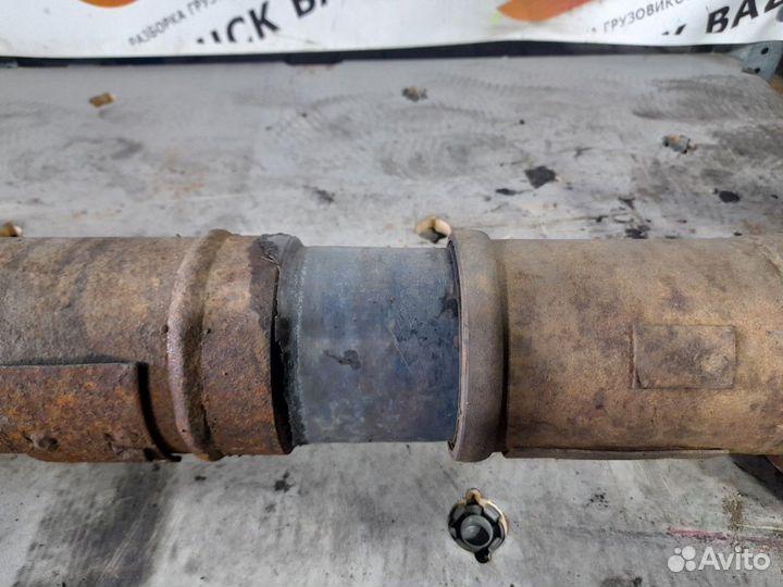 Вал карданный 1672 мм