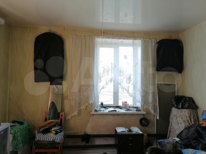 Комната 15,8 м² в 6-к., 2/2 эт.