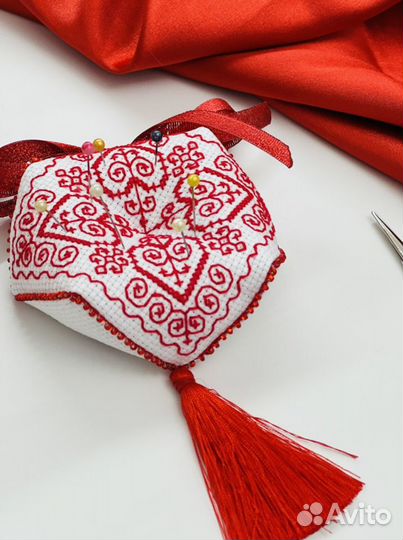 Игольница бискорню