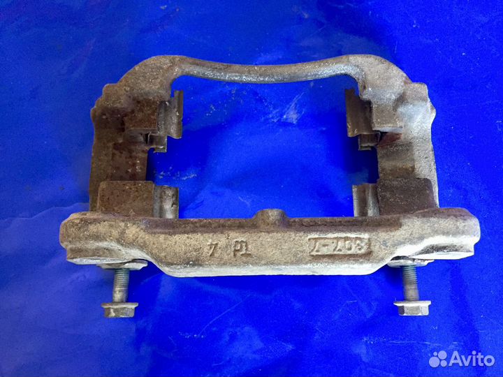 Скоба переднего торм суппорта Renault Megane 2