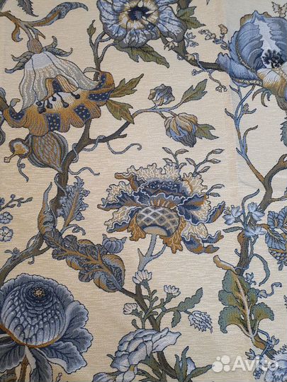 Ткань Ориенталь на светлом фоне