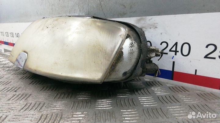 Фара Skoda SuperB (2001-2008)