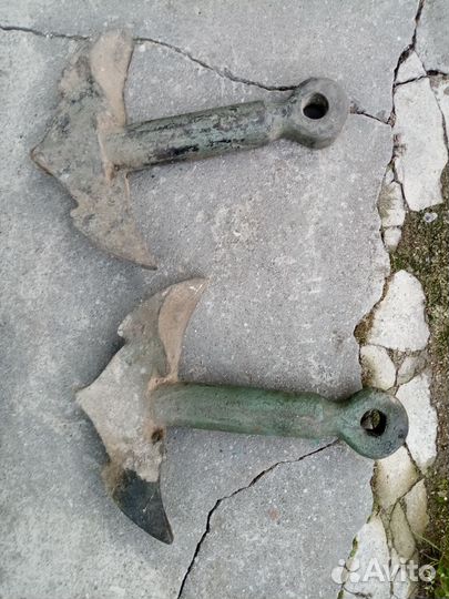 Якорь лодочный