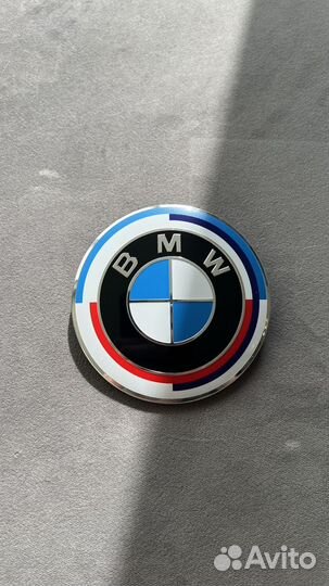 Эмблемa 50 jаhrе вмw М (капот 82мм) G20, G22