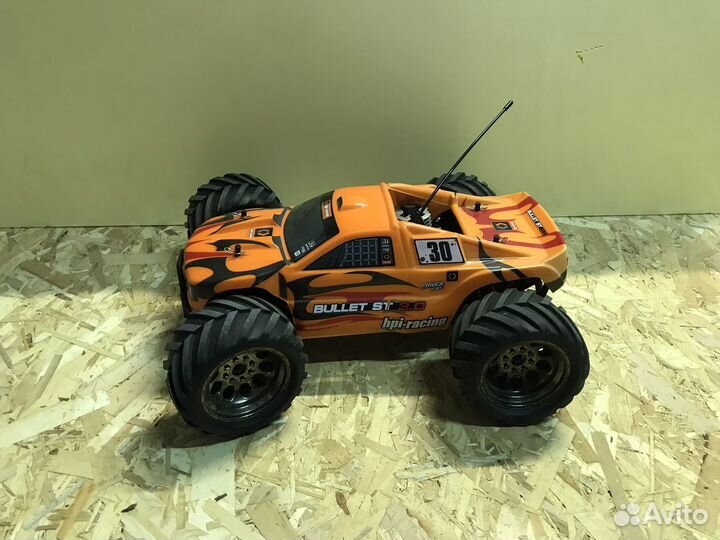 Радиоуправляемая машина на двс двигателе