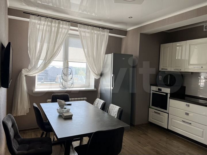 2-к. квартира, 67 м², 6/16 эт.