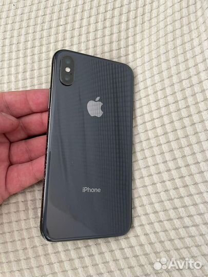 iPhone X, 64 ГБ