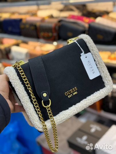 Сумка Guess замшевая с мехом