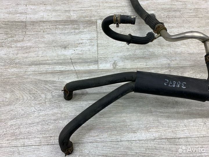 Патрубок системы охлаждения Toyota Avensis