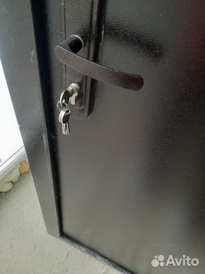 Дверь входная железная бу для квартиры