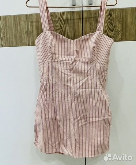 Комбинезон с шортами bershka (s)