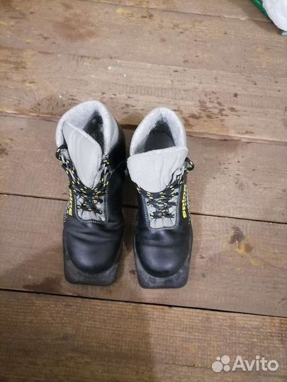 Беговые лыжи