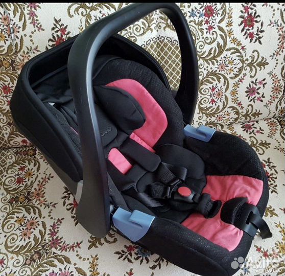 Автолюлька Recaro privia + база Isofix