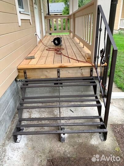 Лестница на дачу. Опытные мастера