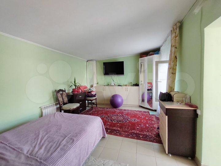 Дом 246 м² на участке 12 сот.