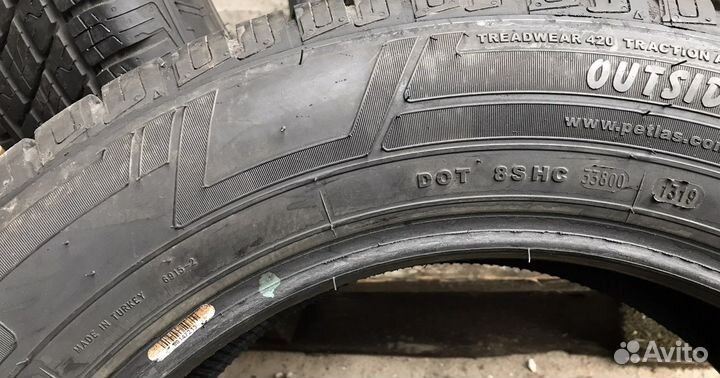 Petlas Explero PT411 215/65 R17 99H
