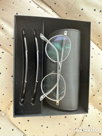 Солнцезащитные очки Giorgio Armani женские