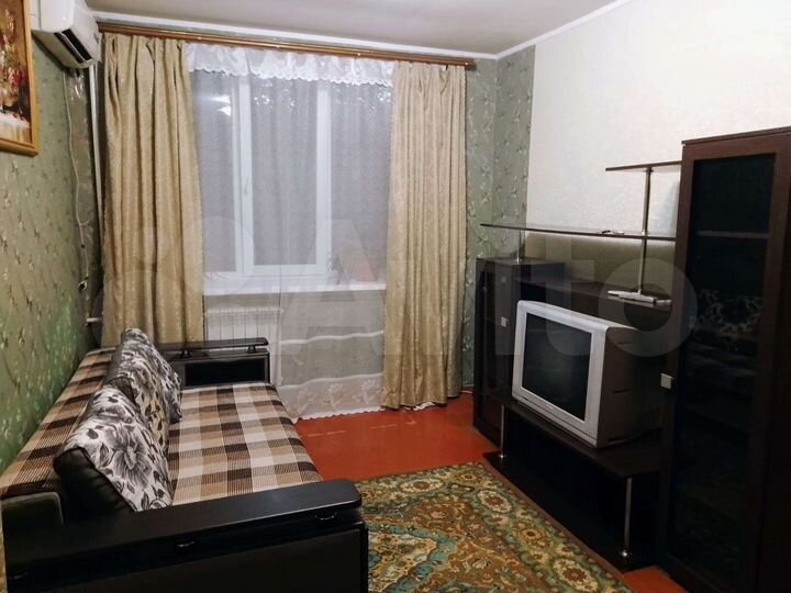 2-к. квартира, 42 м², 1/2 эт.