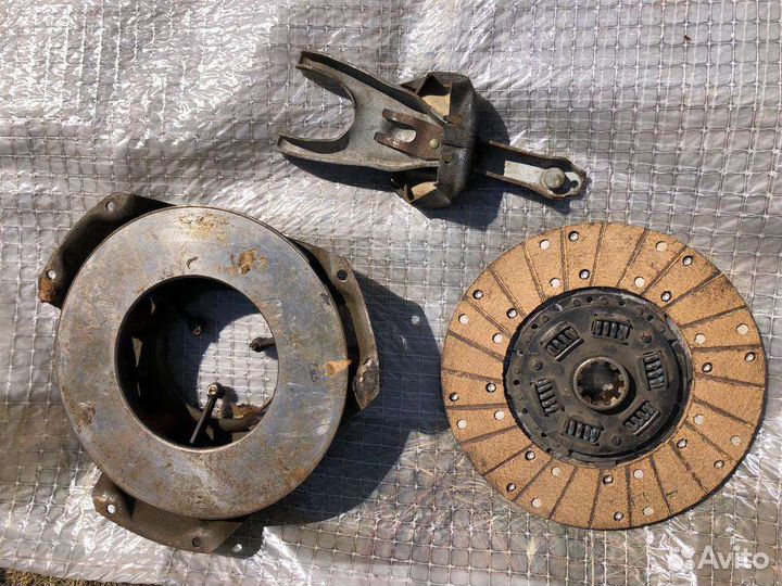 Запчасти на волгу газ 21